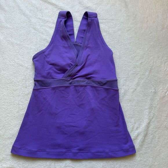 Lululemon Purple Crossback Athletic Tank Top Built-In Bra Size 6 - Picture 1 of 5